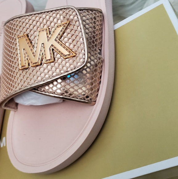 Michael kors slide - Picture 3 of 4